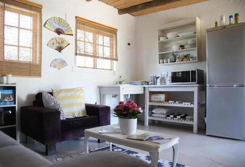 بنسيون Karoo Feels