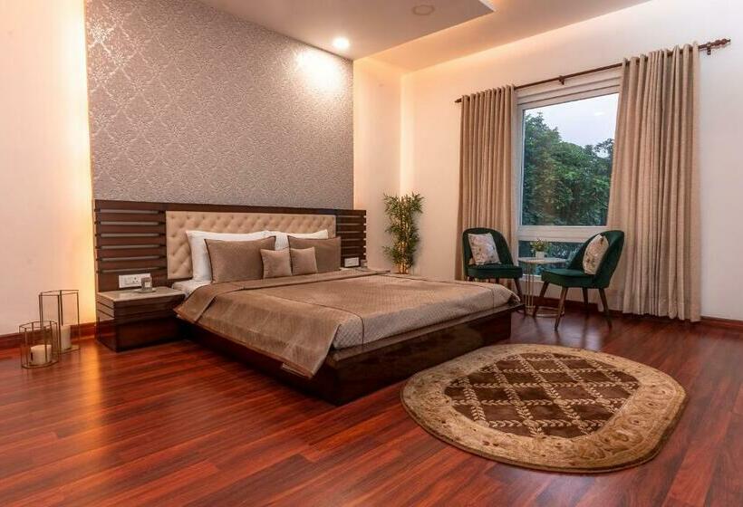 بنسيون Kunwar Villa