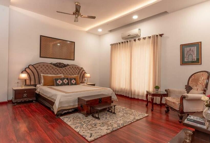 بنسيون Kunwar Villa