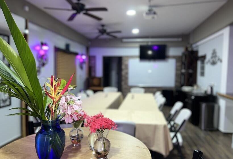 Пансион One South Place