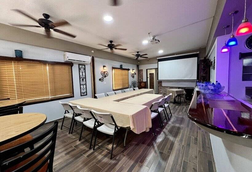 Пансион One South Place