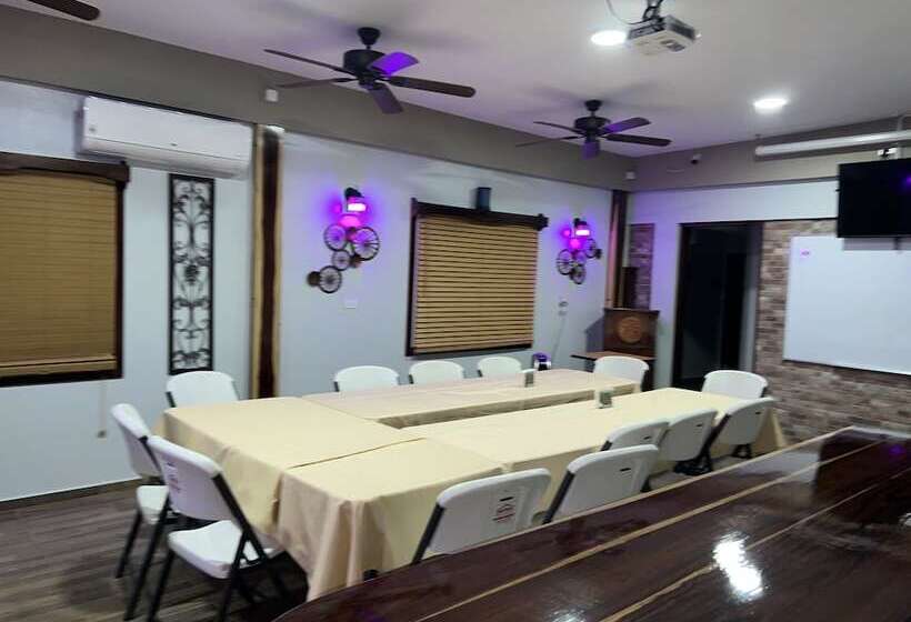 Пансион One South Place