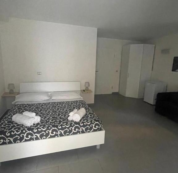 膳宿费 Sei Ottavi