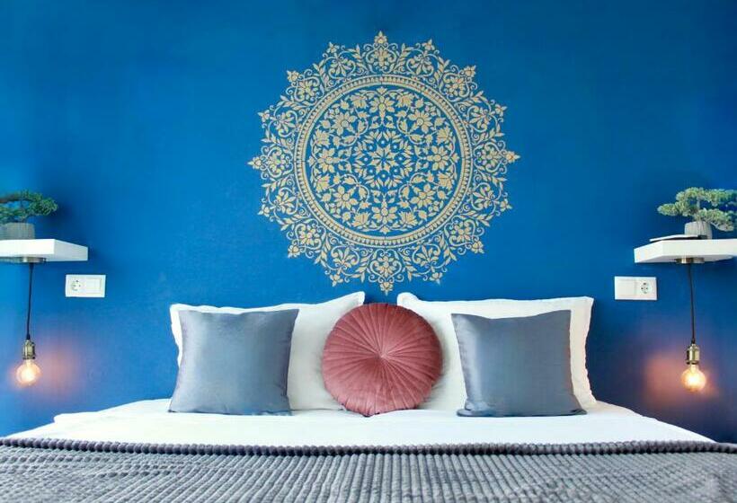 ペンション Sunset Art Beach Front