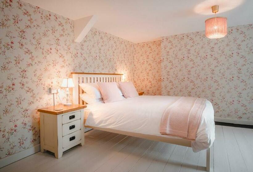 The Green Door Vegan B&b