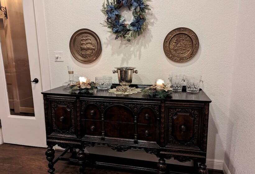 Общежитие The 1890 Freeman House