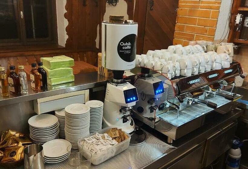 هاستل Tičarjev Dom At Vrsic Pass