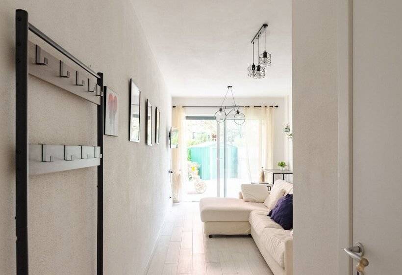 Joivy Flat With Terrace & Parking