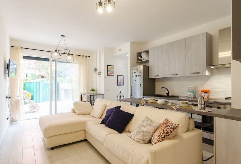 Joivy Flat With Terrace & Parking