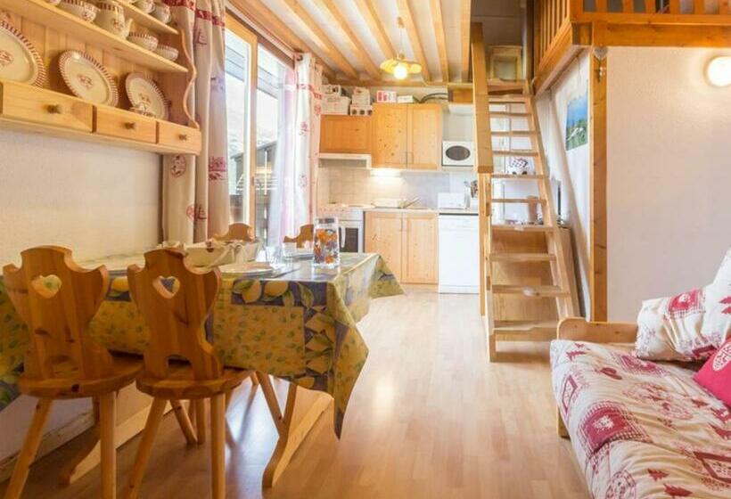 Duplex Fonctionnel Sur Les Pistes · Balcon Sud Ouest · Proche Commerces · 5 Pers   Fr 1 181 2501