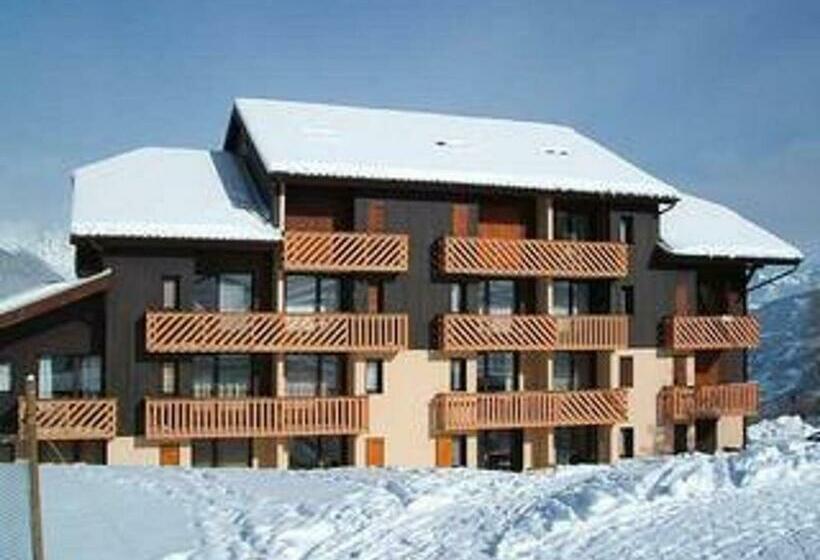 Duplex Fonctionnel Sur Les Pistes · Balcon Sud Ouest · Proche Commerces · 5 Pers   Fr 1 181 2501