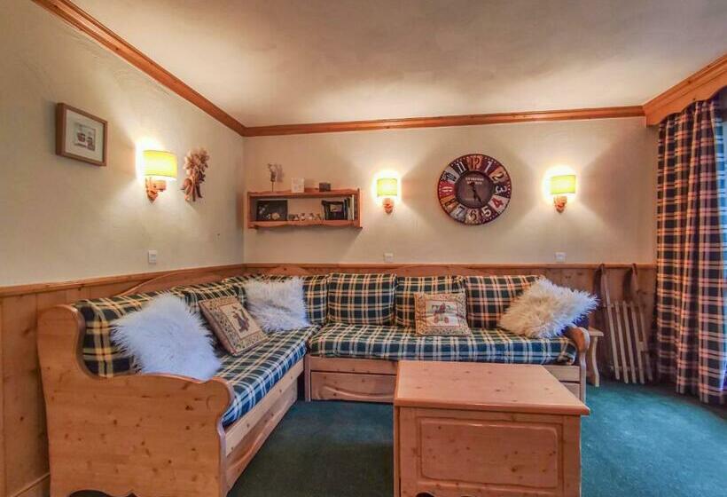 Appartement Cosy, 6 Pers., 2 Chambres, à 150m Des Pistes Et Proche Centre, Avec Balcon Bien Exposé