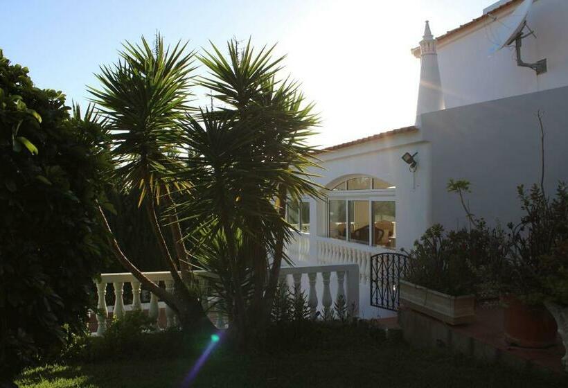 Bed and Breakfast Casa Carioca Carvoeiro