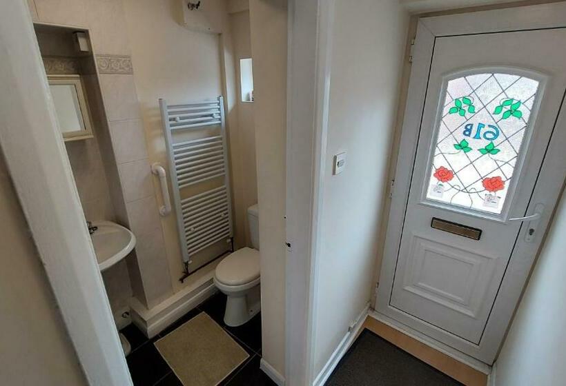 צימר Tennyson Lodge