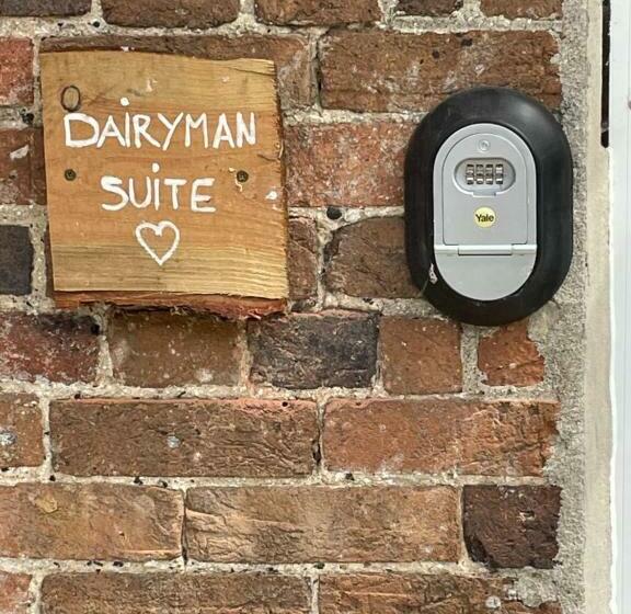 ベッドアンドブレックファースト The Dairyman Suite