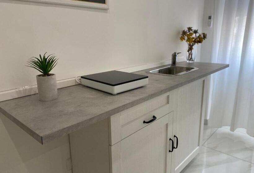 ベッドアンドブレックファースト Tina’s Room