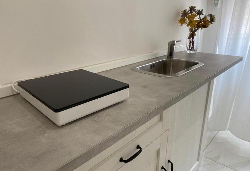 ベッドアンドブレックファースト Tina’s Room