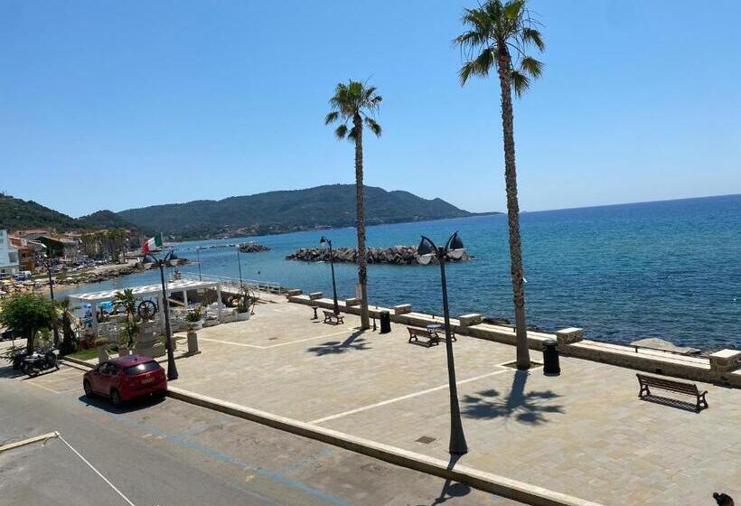 ベッドアンドブレックファースト Tina’s Room