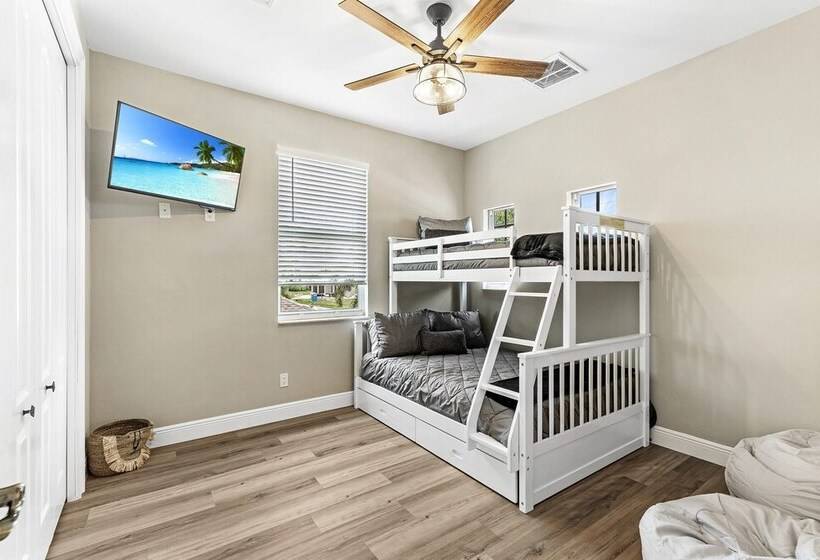 Cape Harbour Hideaway