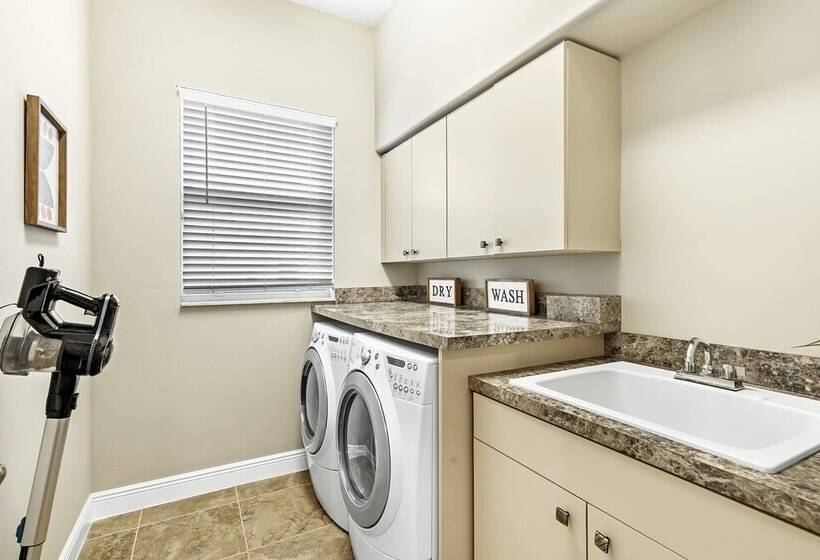 Cape Harbour Hideaway