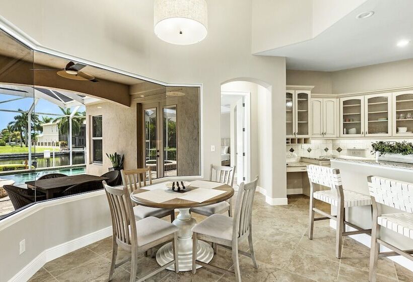 Cape Harbour Hideaway