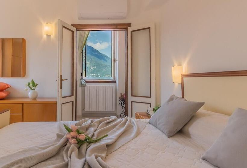 Casa Greppi Varenna