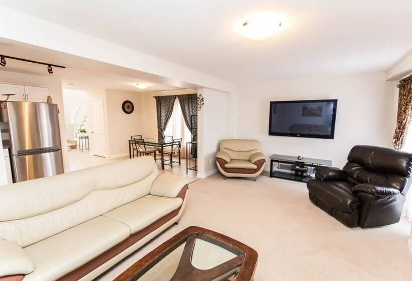 Beautiful Fallsview Home