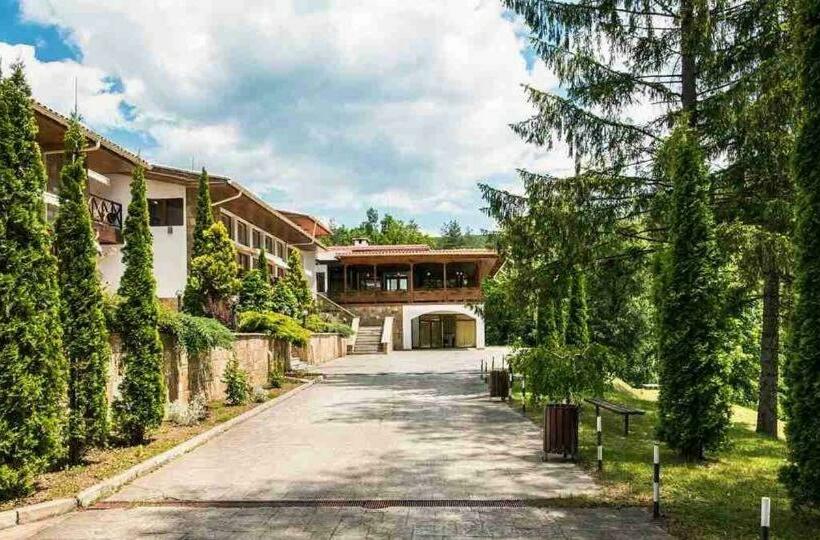 Отель комплекс боженците релакс