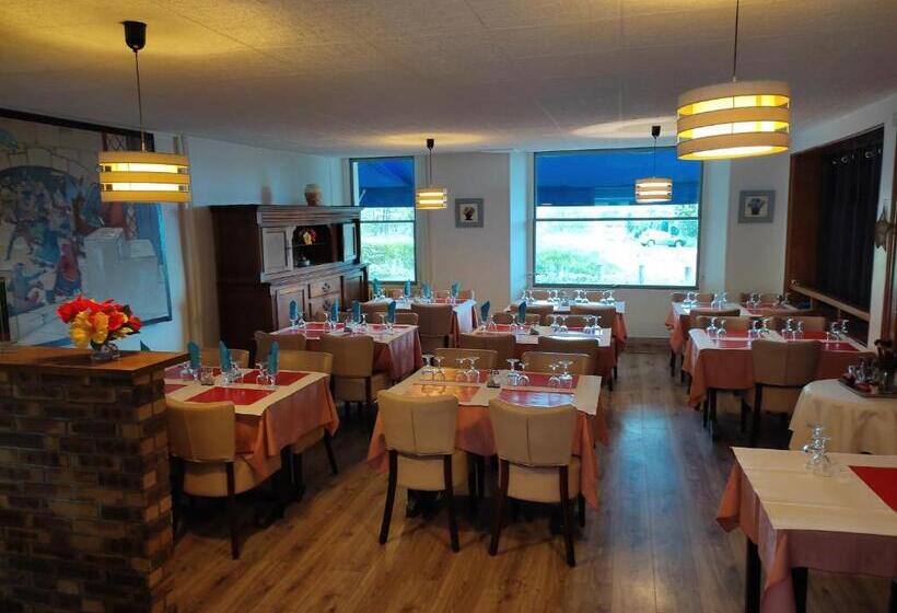 فندق Aux Trois Rois