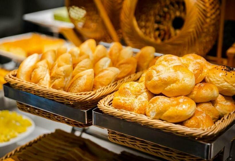 هتل Mường Thanh Holiday Suối Mơ Hạ Long