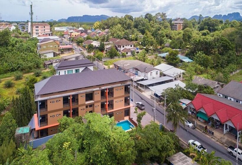 בית מלון כפרי Thip Thip