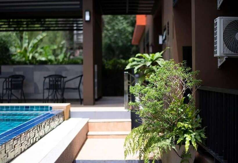 בית מלון כפרי Thip Thip