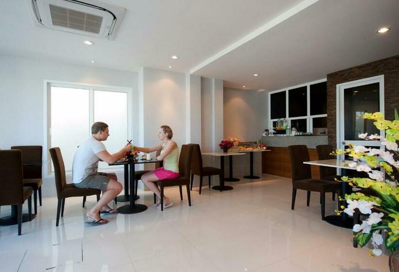 La Xenia Hotel Kata Beach