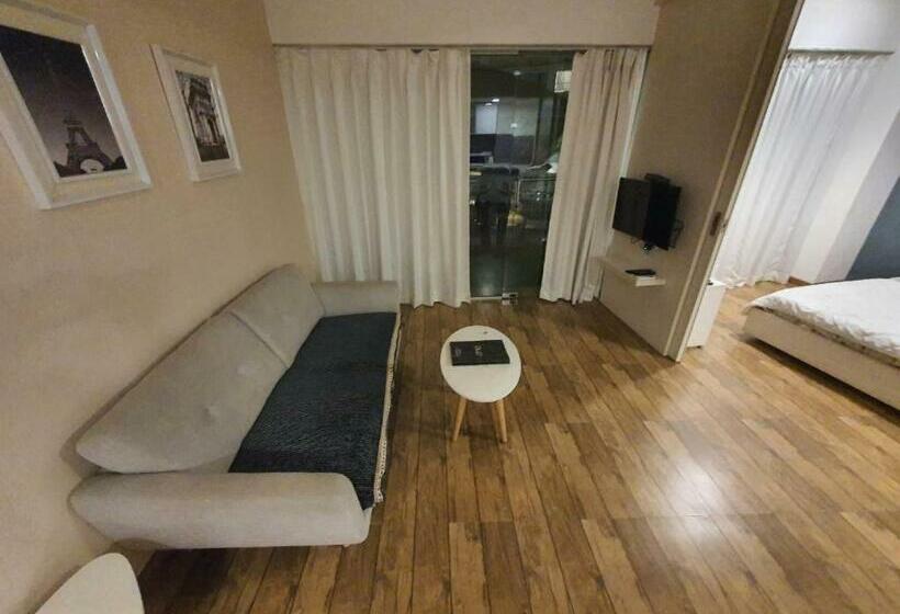 Homestays At Rajhans Belliza Near Airport