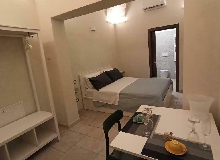 ペンション 18 Mq