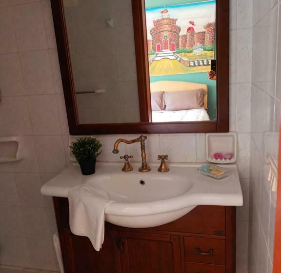 بنسيون Ada Rooms