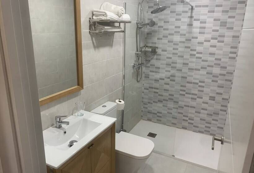 膳宿费 Alojamientos Aviche 6