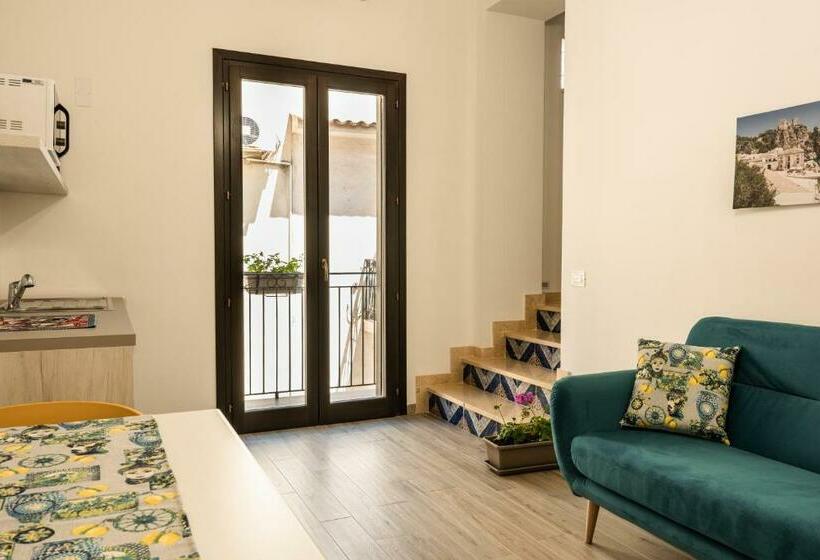 פנסיון Annicru  Affittacamere