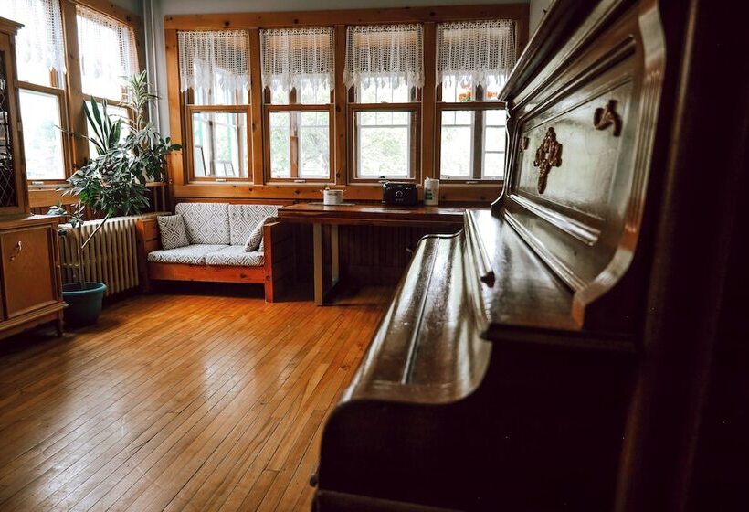 ペンション Auberge L Orpailleur