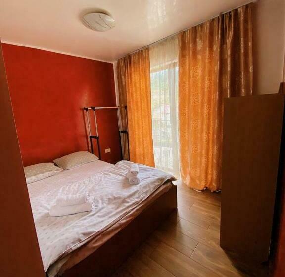 膳宿费 Casa Caius