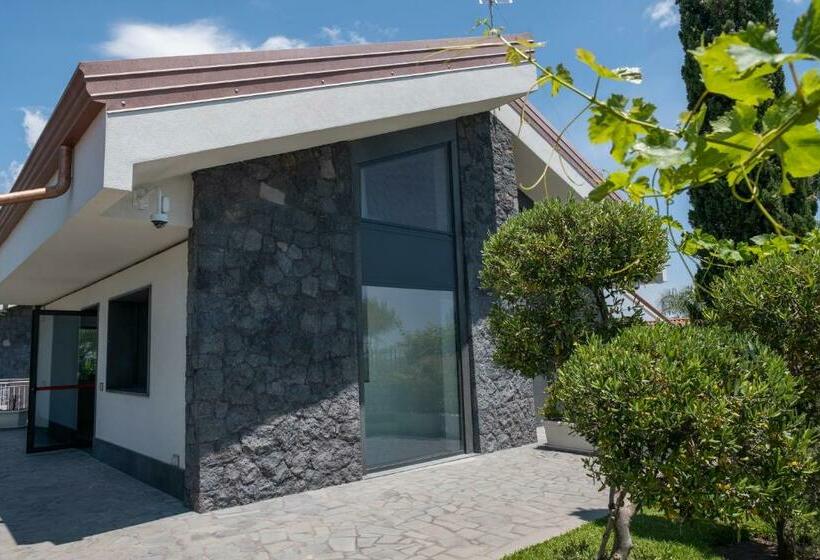 بنسيون Lux Suite Sicily