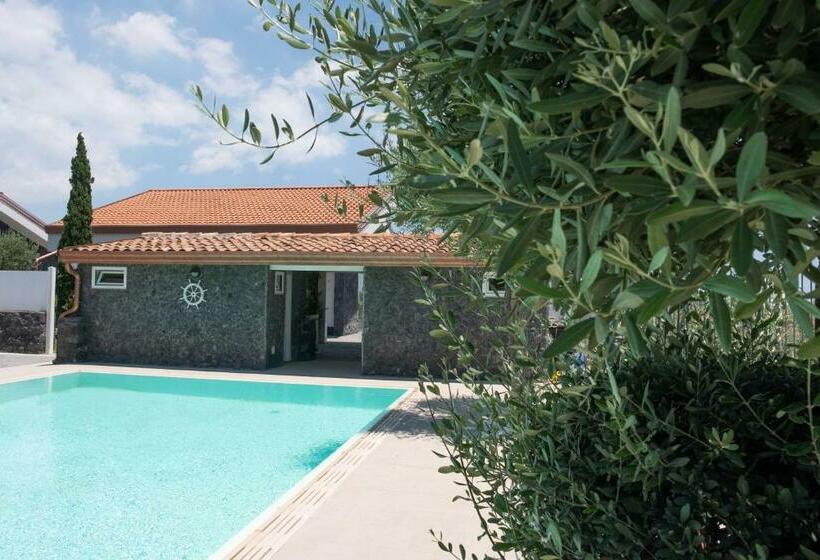 بنسيون Lux Suite Sicily