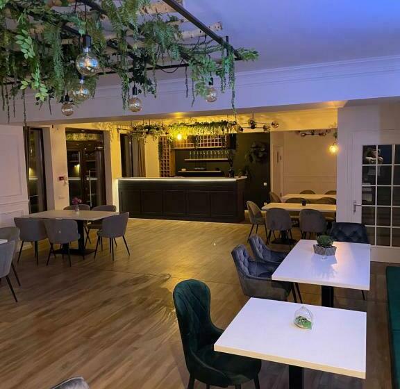 펜션 Royal Boutique