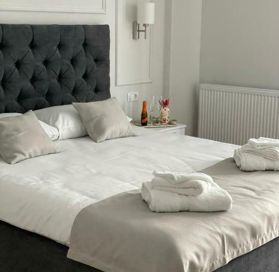 펜션 Royal Boutique