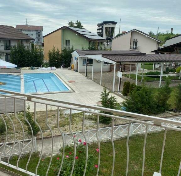 פנסיון Vila Hubert