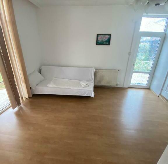 פנסיון Vila Hubert