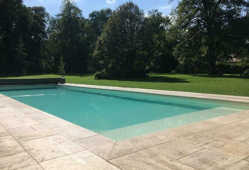 Bed and Breakfast Domaine De Montizeau