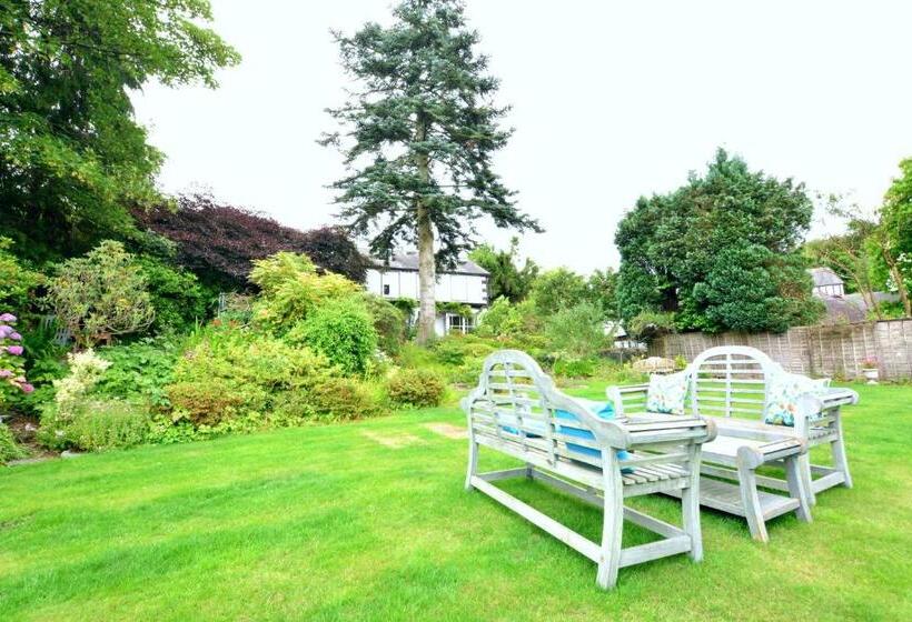 مبيت وإفطار Fairfield House And Gardens