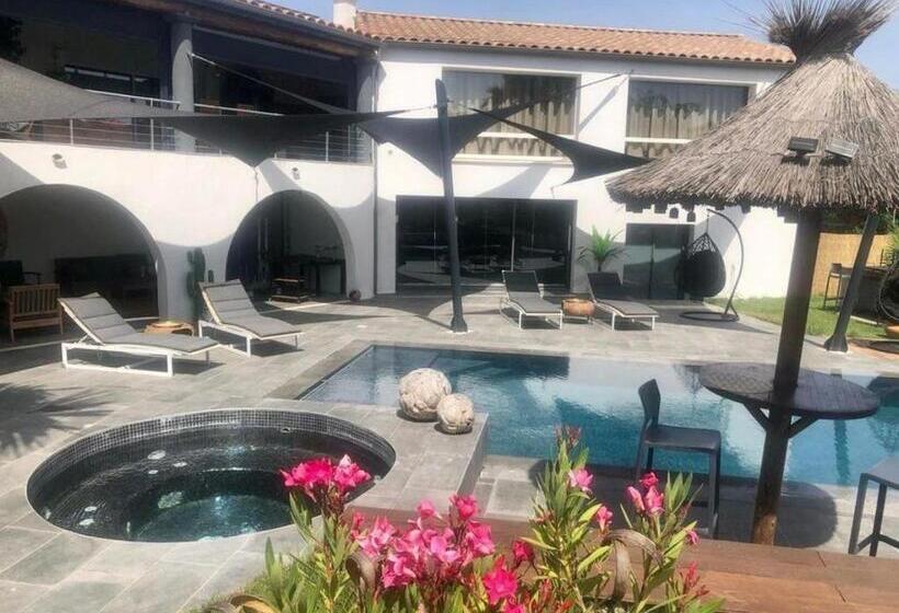 مبيت وإفطار Les Lofts De Bouzigues