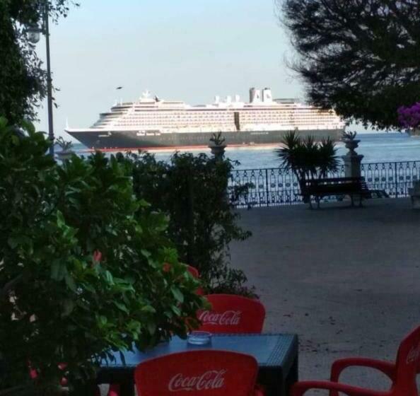 Bed and Breakfast Taorbay